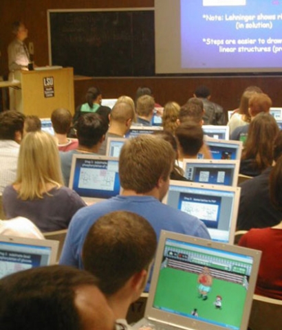 Jogando-na-Aula-de-Computacao.jpg