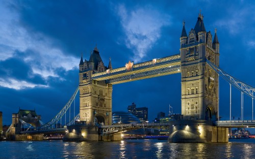 Tower-Bridge-de-Londres.jpg